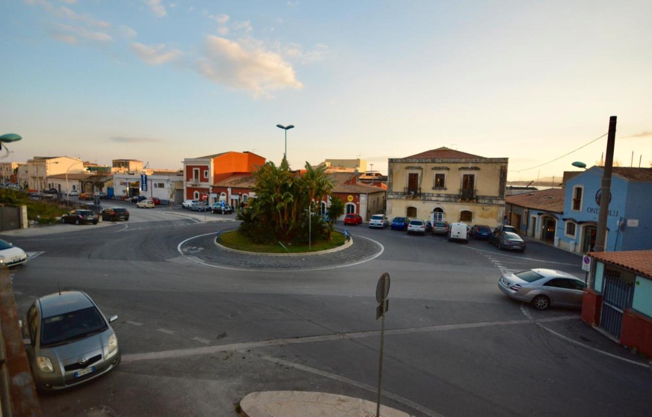 Teseo Siracusa In Ortigia Fuori Dalla Ztl Apartment Syracuse Ngoại thất bức ảnh