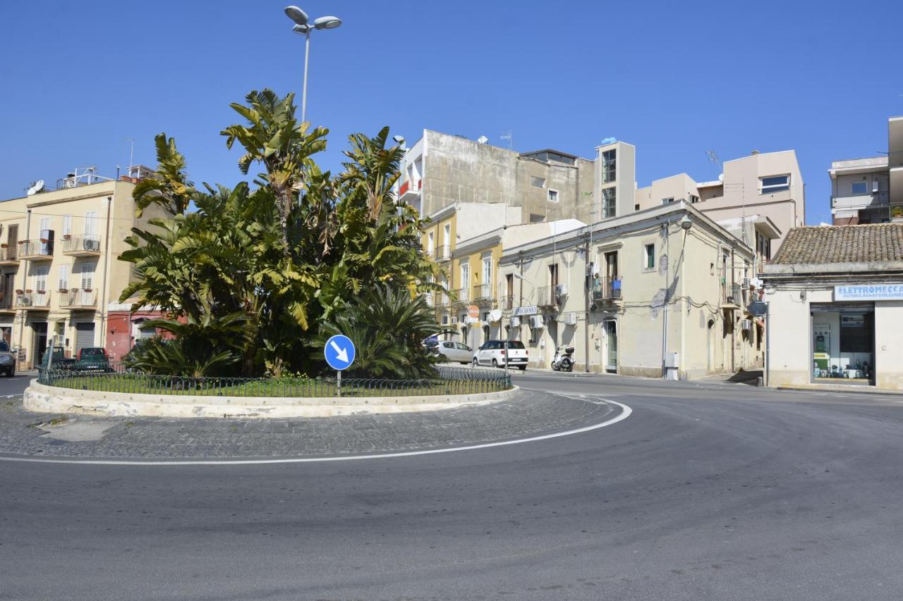 Teseo Siracusa In Ortigia Fuori Dalla Ztl Apartment Syracuse Ngoại thất bức ảnh