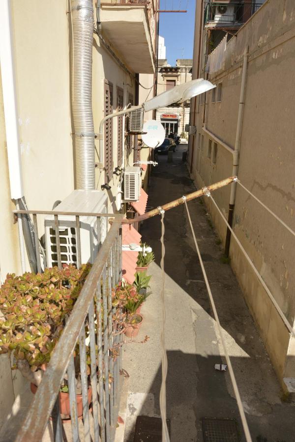 Teseo Siracusa In Ortigia Fuori Dalla Ztl Apartment Syracuse Ngoại thất bức ảnh